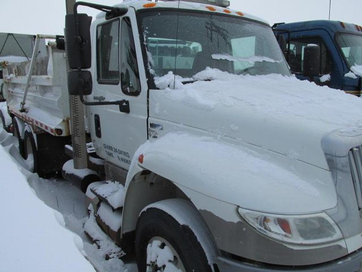 Used 2013 International 4400 Tandem Dump truck