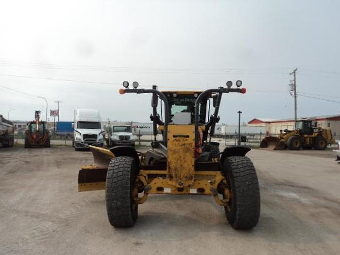 Used 2013 John Deere 870 GP with wing
