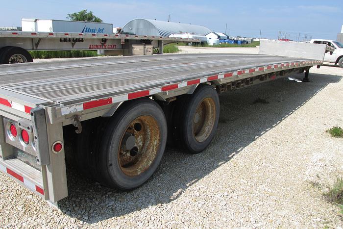 Used 2012 Reitnouer 48 ft tandem axle aluminum step deck