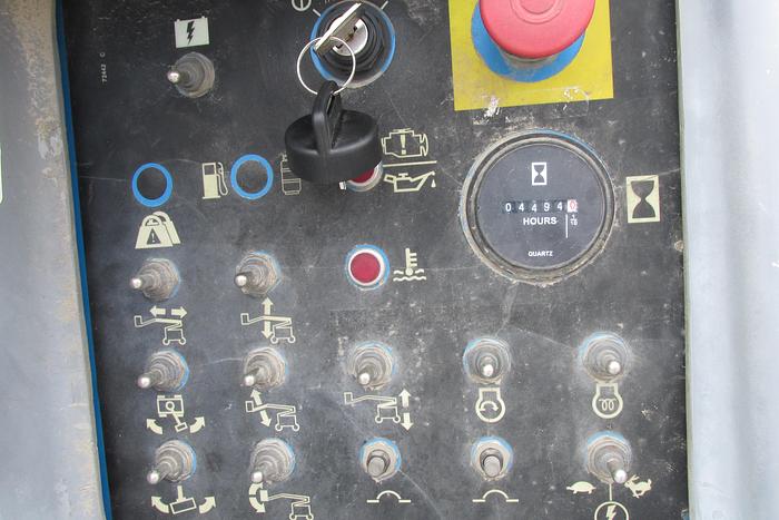 Used 2008 Genie Z45/25 man lift 4x4 diesel engine