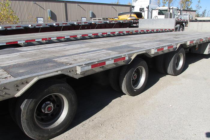 Used 2021 Lode KIng 53 ft low pro recovery step deck