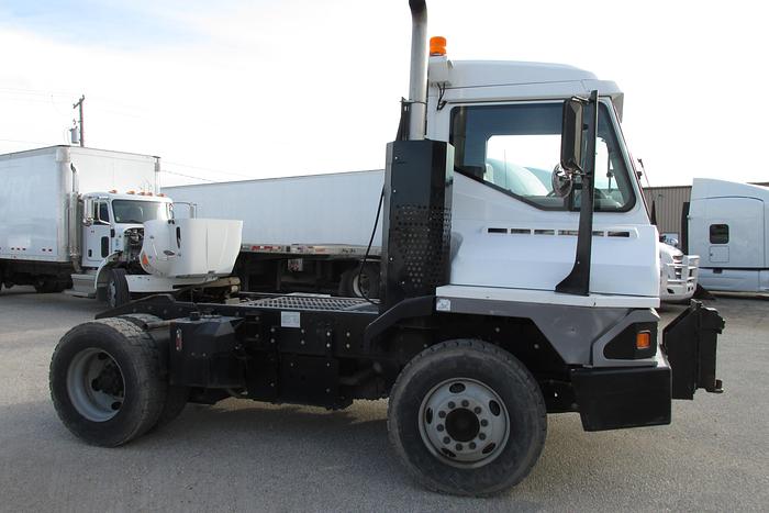 Used 2018 Kalmar Ottawa T2 yard spotter / shunt truck