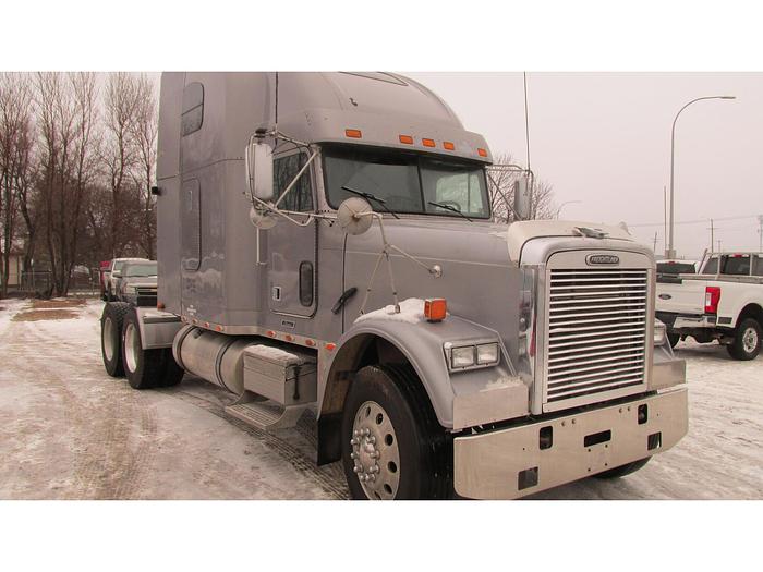 Used 2007 Freightliner Classic 120
