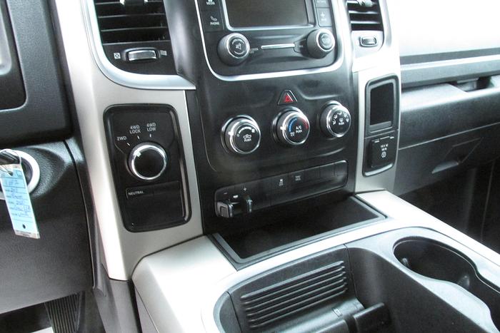 Used 2018 Ram 2500 SLT Crew Cab 4x4 long box 6.4 L v8