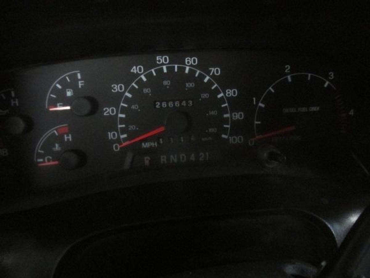 Used 2006 Ford F 650 with 13 ft dump box