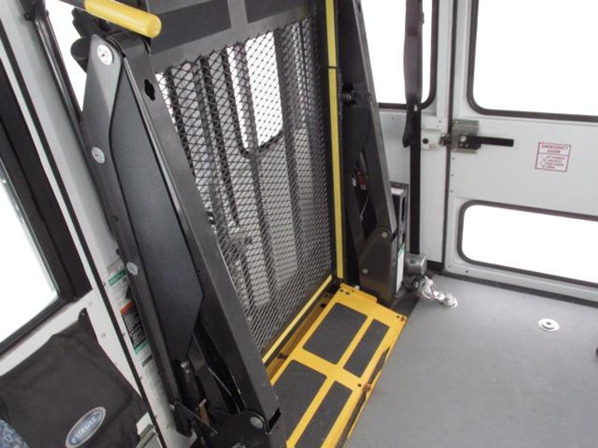 Used 2018 Ford Transit 12 passenger wheelchair shuttle van