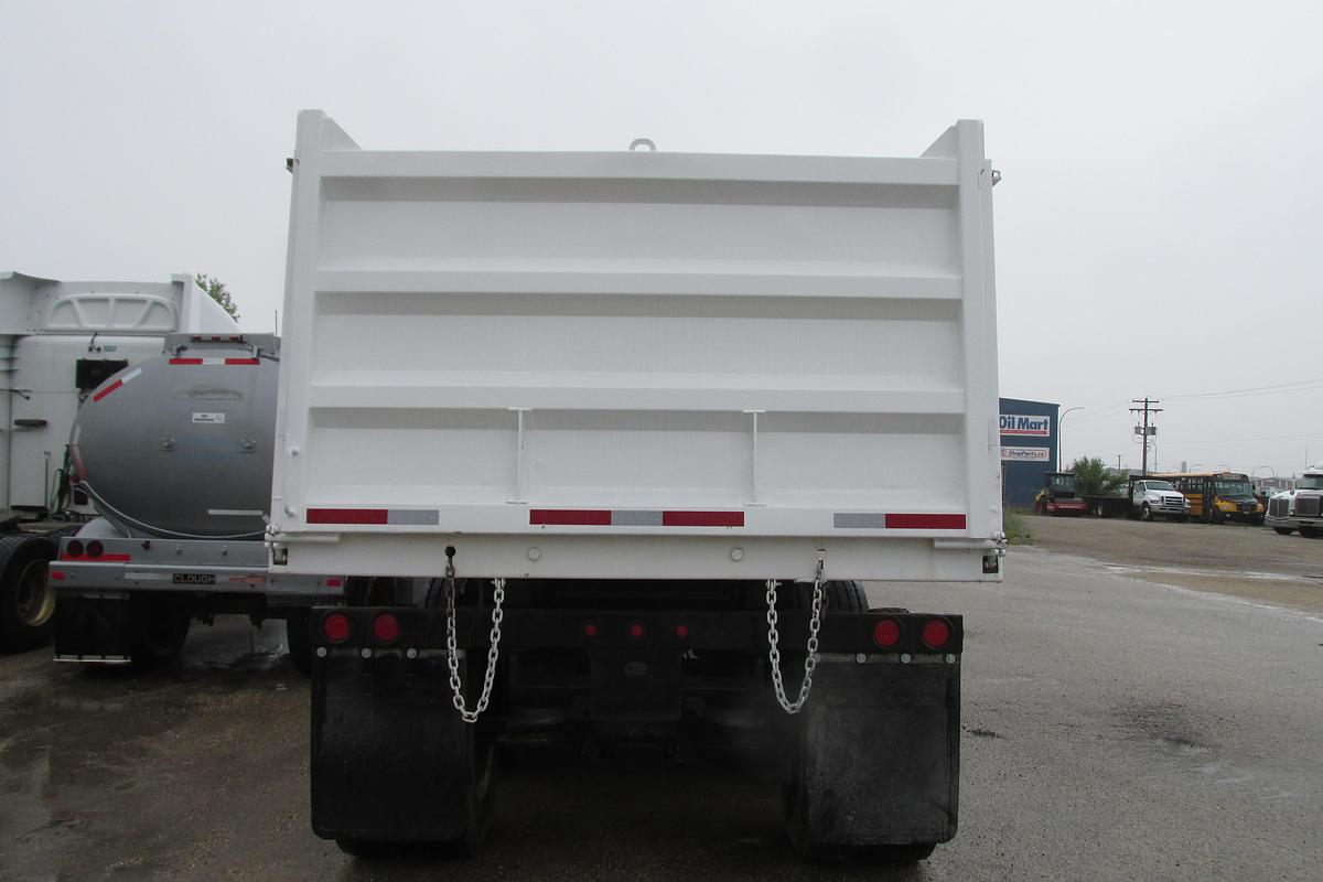 Used 2014 Ridgemar Tridem End Dump trailer