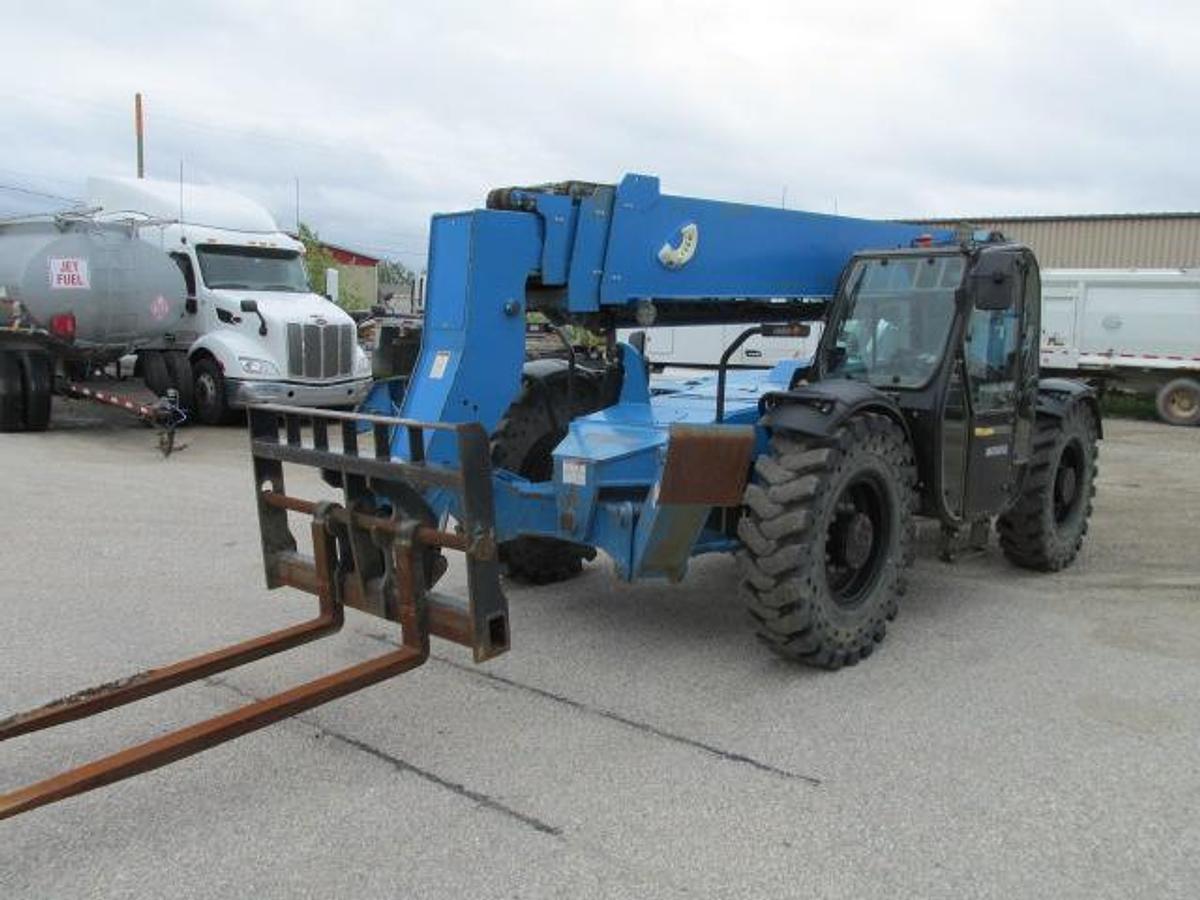 Used 2019 Genie GTH 1056 telehandler 10,000 lb lift