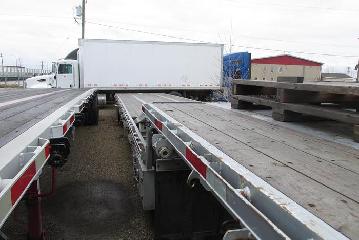 Used 2017 Lode King 53 ft step deck recovery trailer tridem