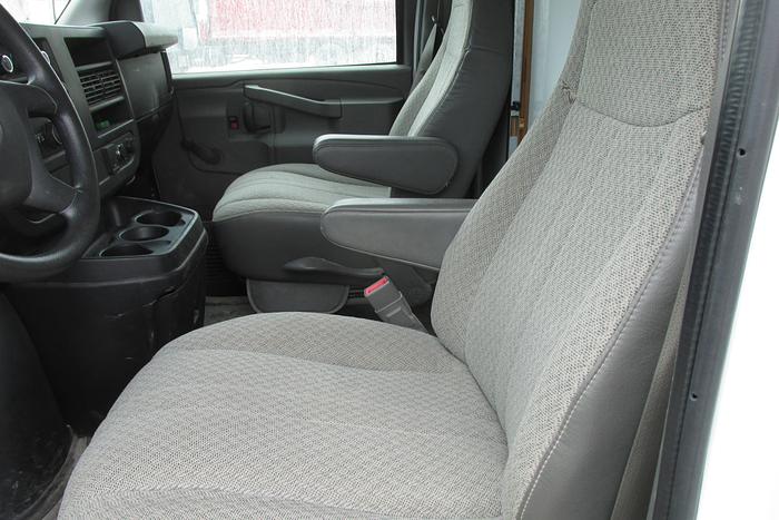 Used 2018 GMC Savanna Cube Van with 18 ft box