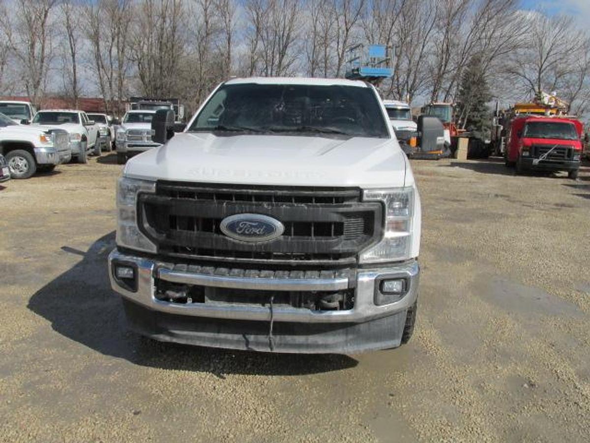 Used 2020 Ford F 250 Crew Cab 4x4 with flat deck