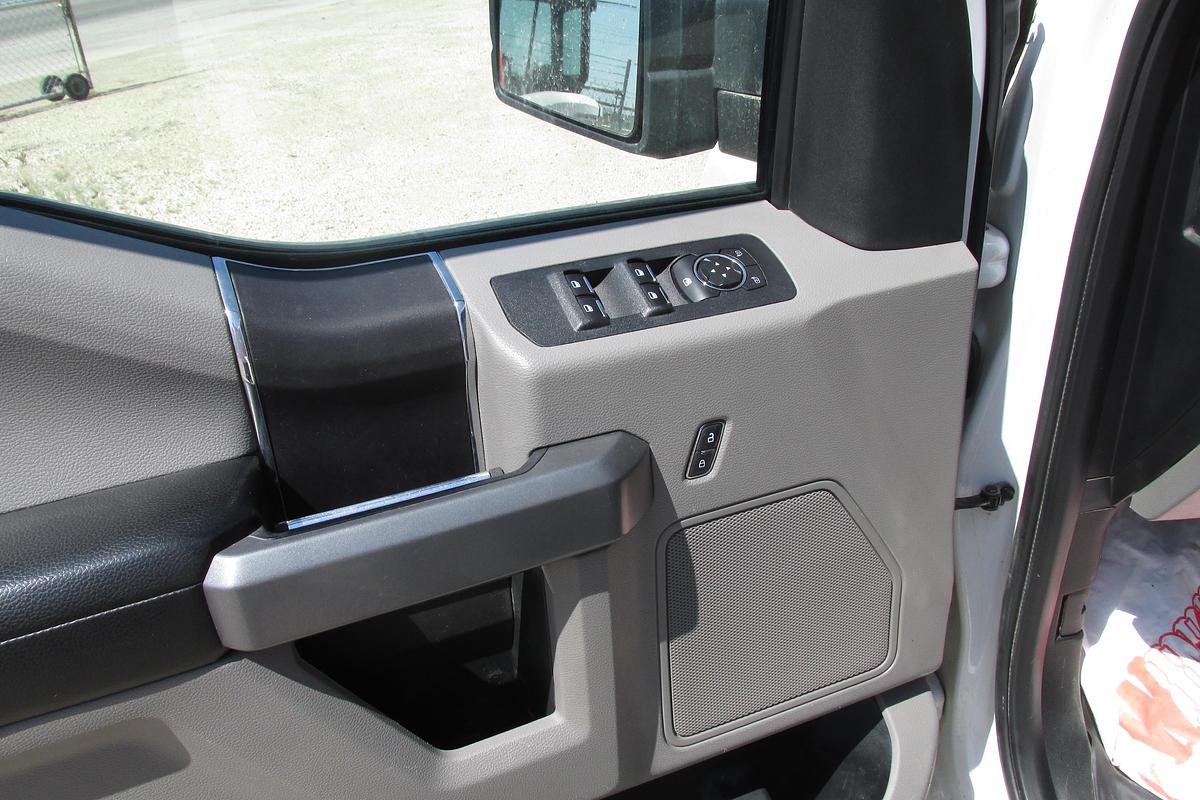 Used 2018 Ford F 150 Crew cab 4x4 5.0L v8