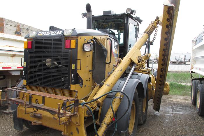 Used 2015 Caterpillar 160M VHP Plus Grader with snow wing very nice