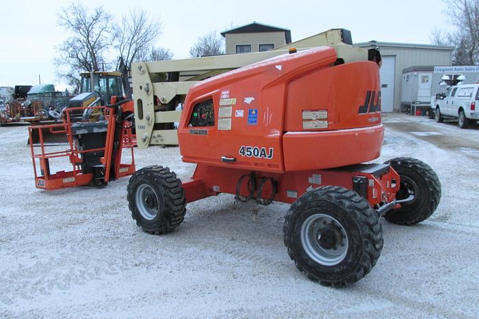 Used 2019 JLG 450 AJ manlift