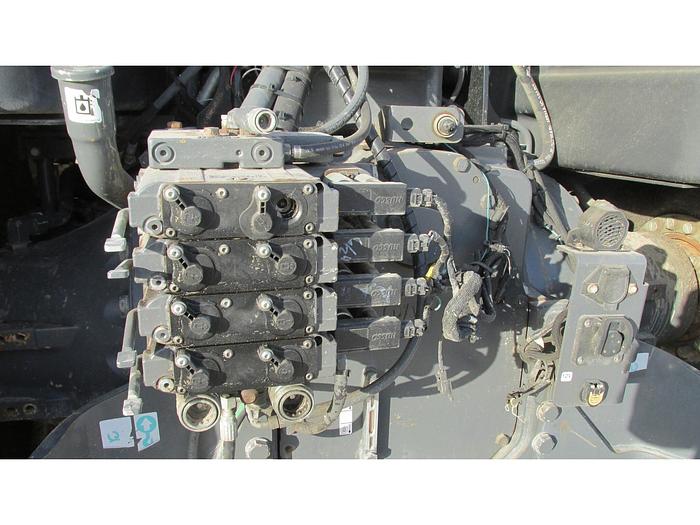 Used 2017 Challenger MT865E