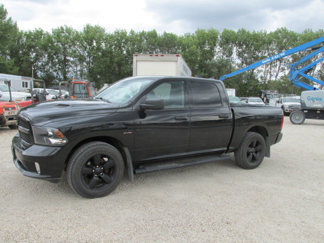 Used 2019 Ram 1500 Classic Crew Cab 4x4 Midnight Edition