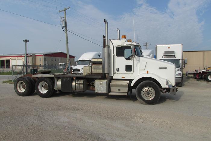 Used 2007 Kenworth T 800 Winch truck
