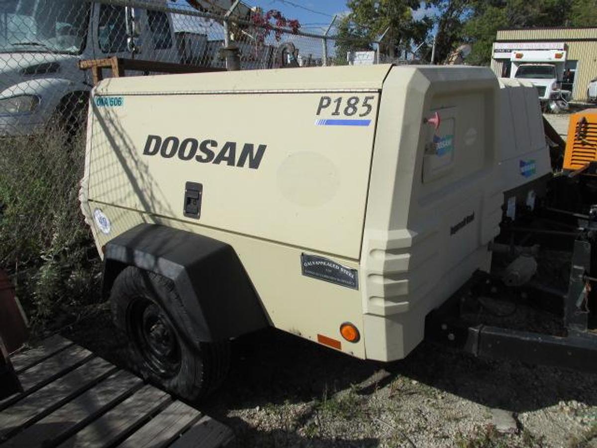 Used 2016 Doosan 185 CFM air compressor