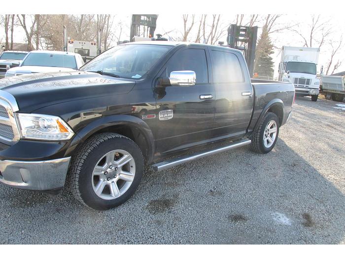 Used 2016 Ram 1500 4WD Crew Cab 140.5 Longhorn