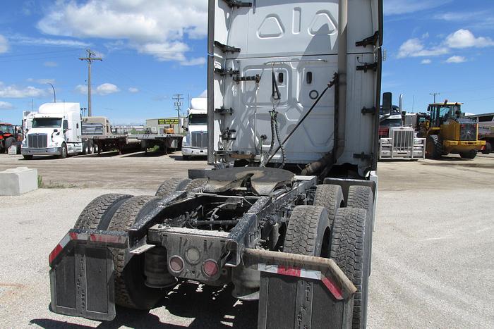 Used 2018 Freightliner Cascadia DD 15 505 hp