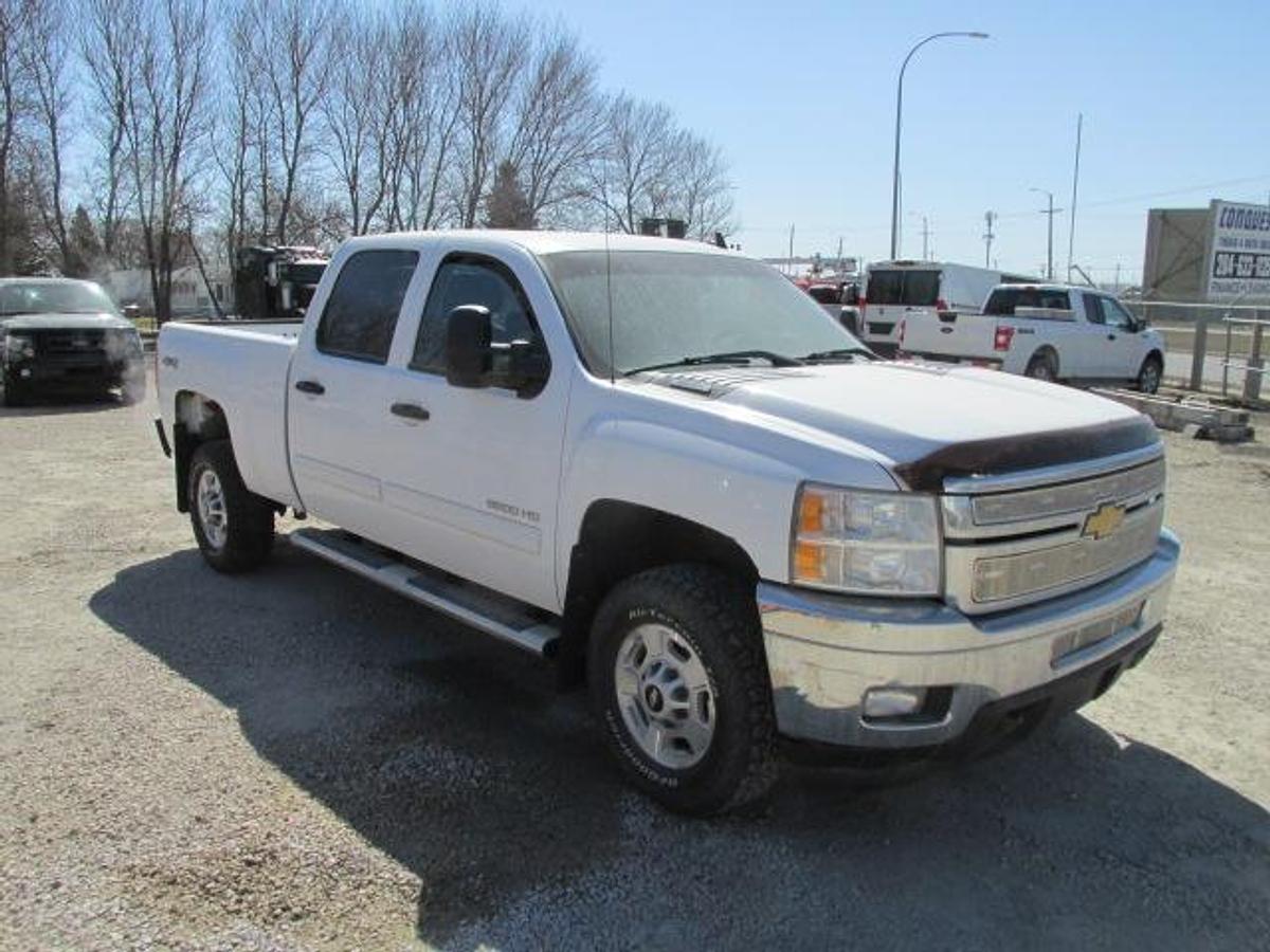 Used 2014 Chevrolet Silverado 2500 crew cab 4x4