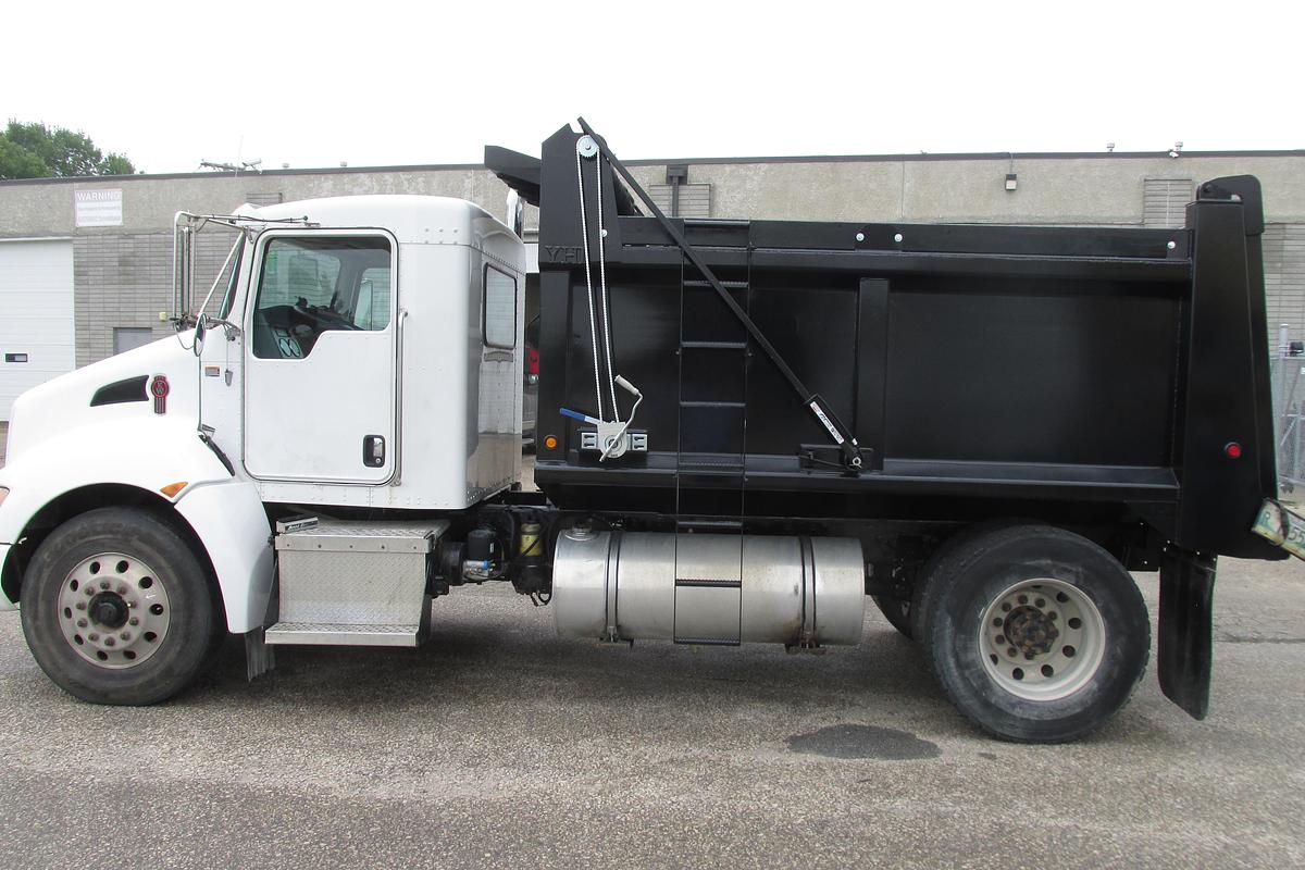 Used 2014 Kenworth T 370 hydraulic brake dump truck