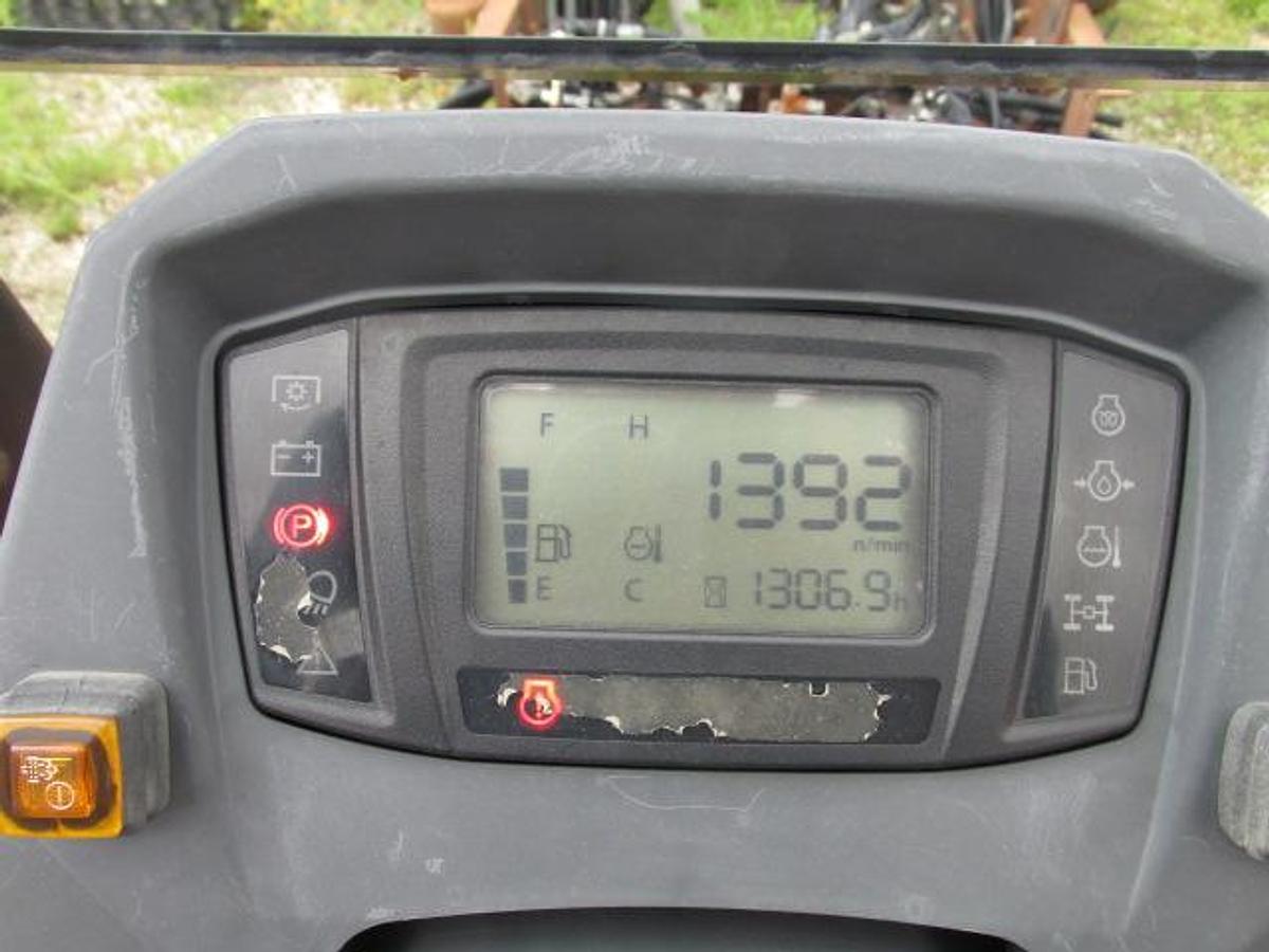 Used 2014 Kubota F3990 Front mount 72 in mower 4x4 diesel powered