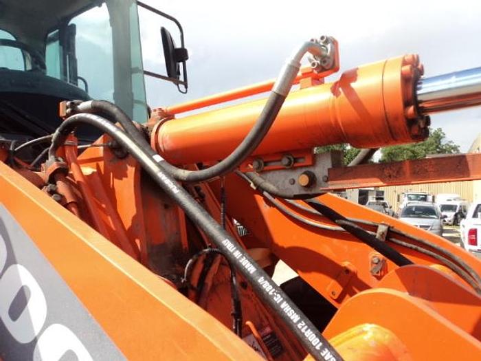 Used 2014 Doosan DL 200
