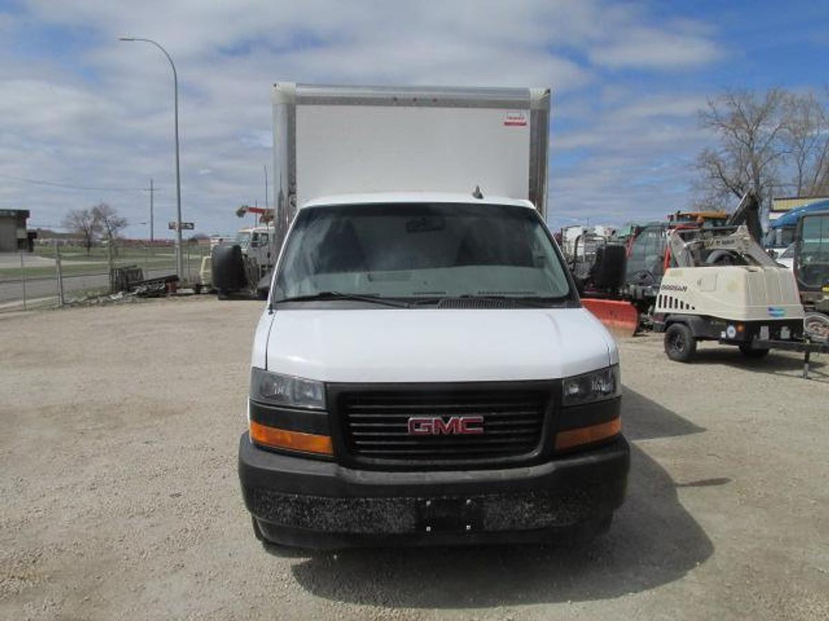 Used 2022 GMC Savana 3500 Box van 9900 lb GVW