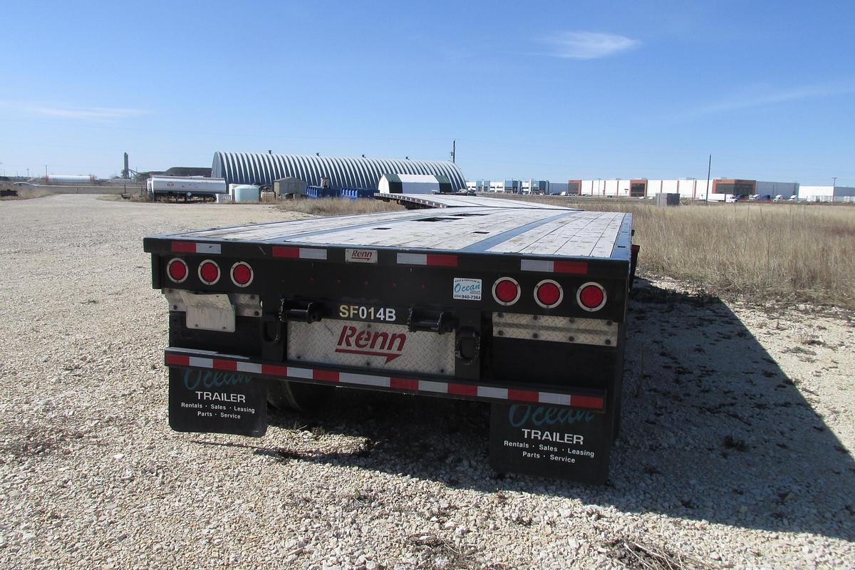 Used 2023 Renn Super B trailer with lifting axle