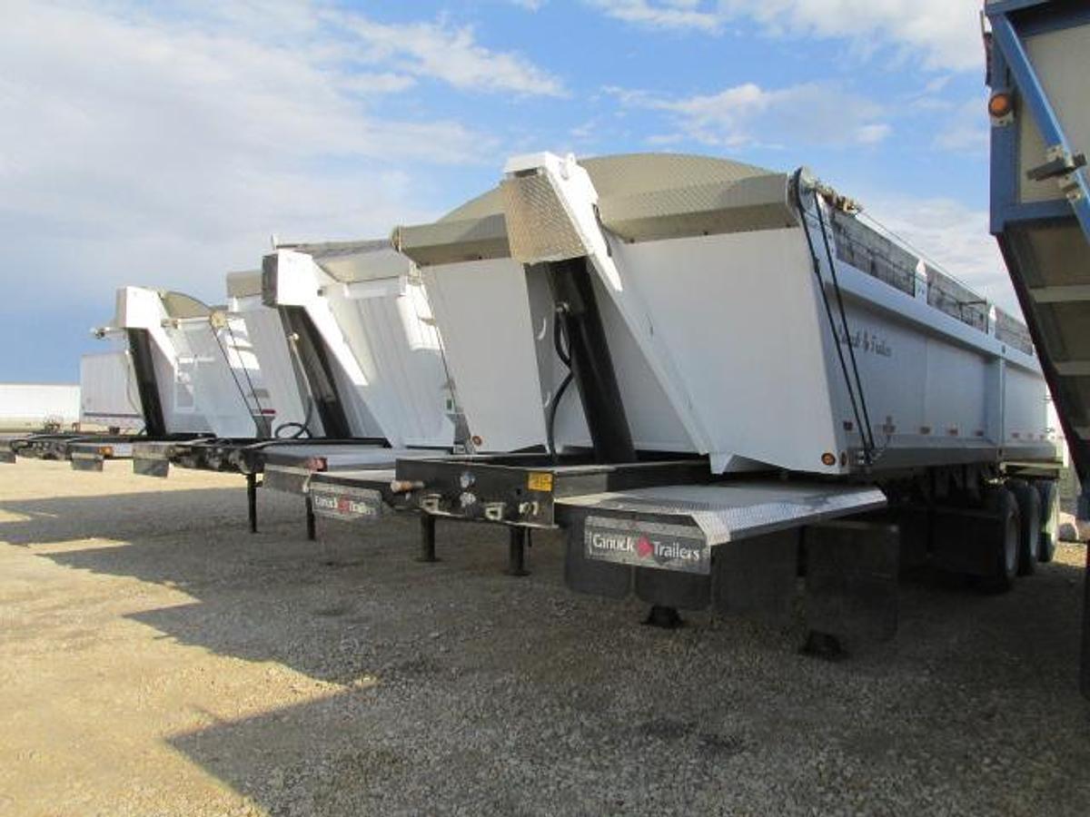 Used 2018 Canuck Tridem End Dump Trailer