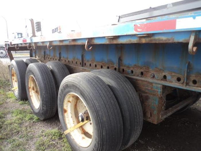 Used 2012 Dorsey 50 ft Oilfield float trailer