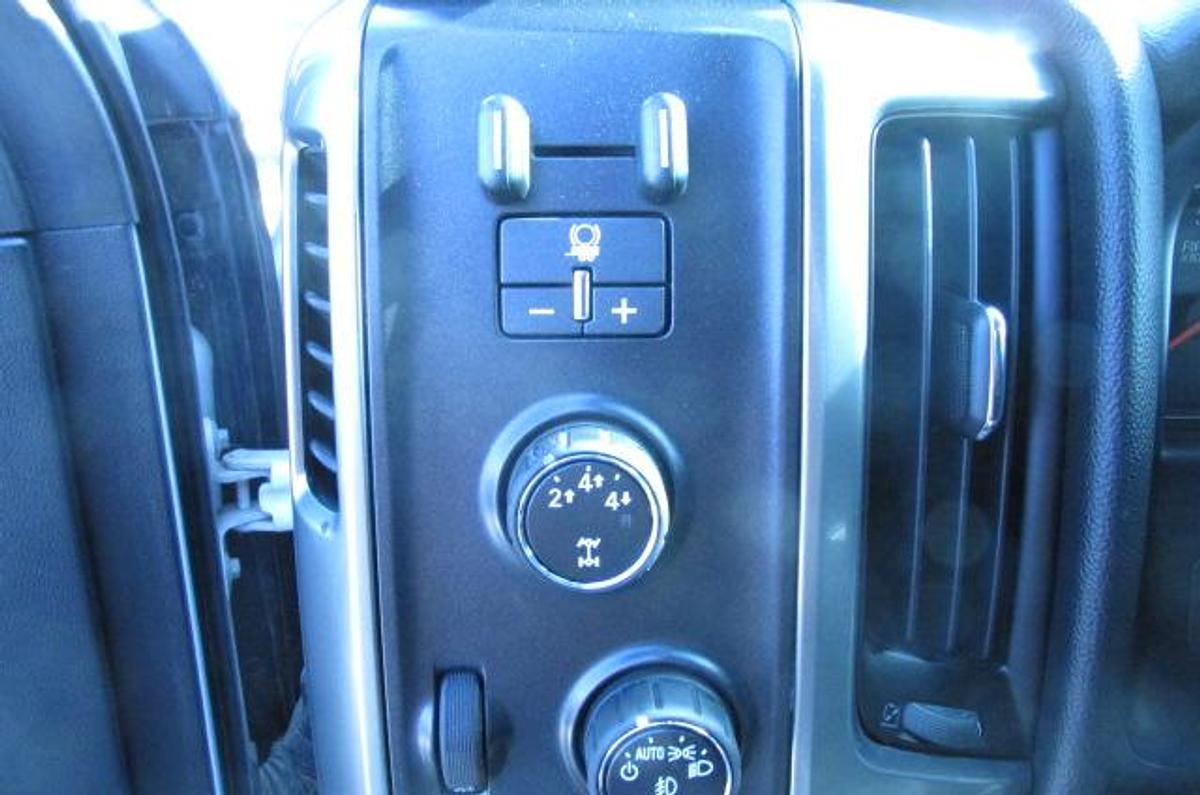 Used 2015 Chevrolet Silverado 3500 Crew cab 4x4