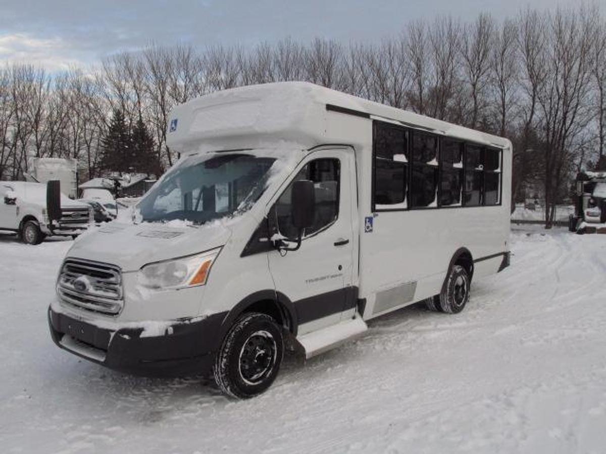 Used 2018 Ford Transit 12 passenger wheelchair shuttle van
