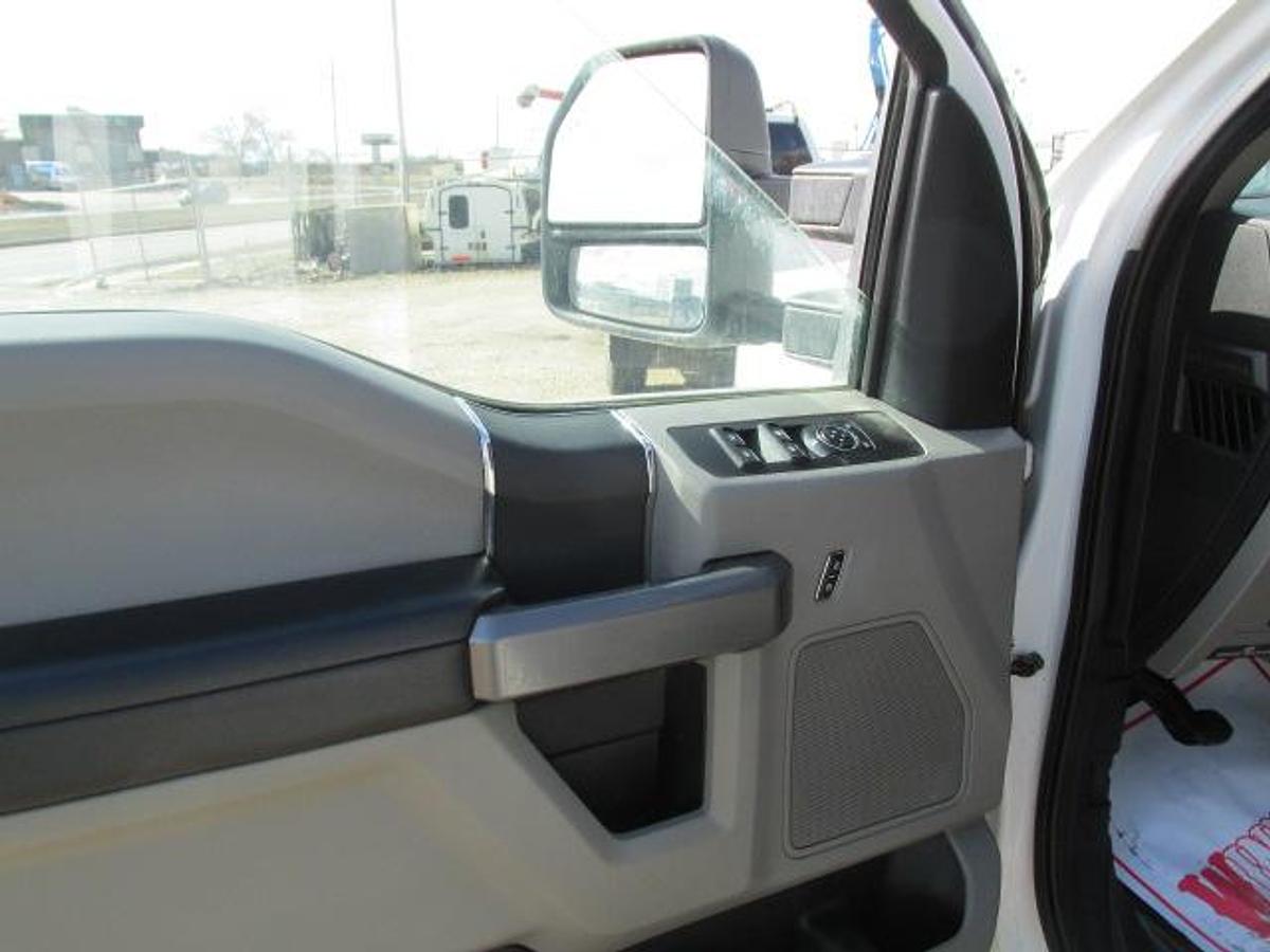 Used 2020 Ford F 250 Crew Cab 4x4 with flat deck