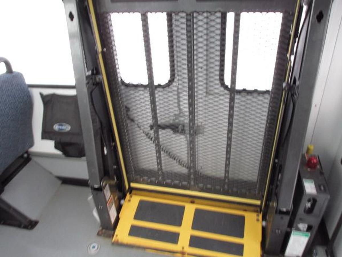 Used 2018 Ford Transit 12 passenger wheelchair shuttle van