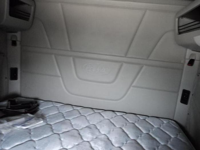 Used 2018 Peterbilt 579