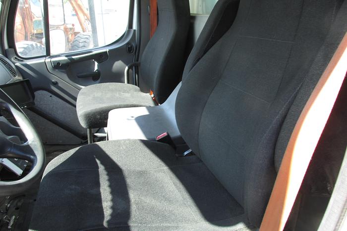 Used 2014 Freightliner M2 Tandem Cummins power RDS transmission