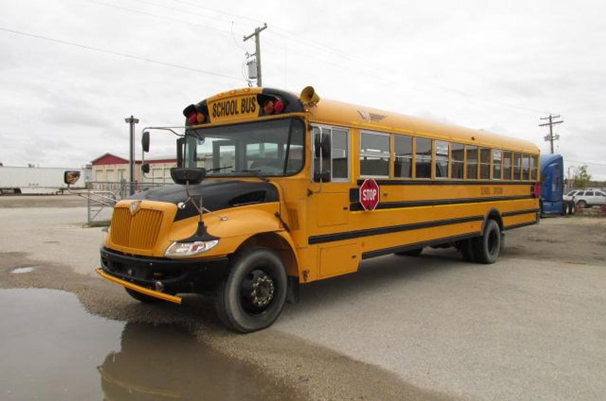 Used 2015 IC 71 passenger school bus