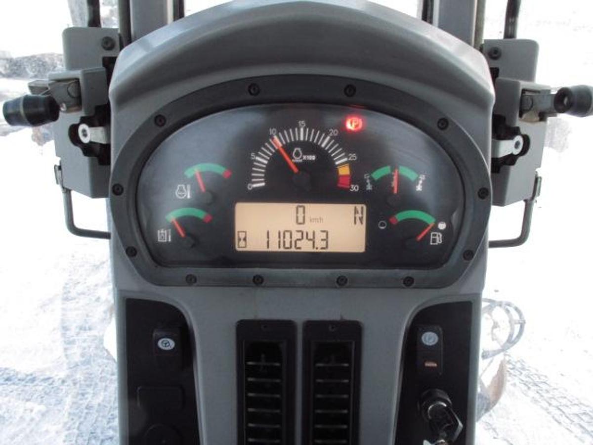 Used 2015 Caterpillar 160M VHP Plus Grader with snow wing very nice