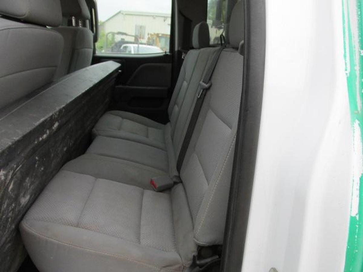 Used 2018 Chevrolet Silverado 2500 Double cab 4x4 with snow plow and sander