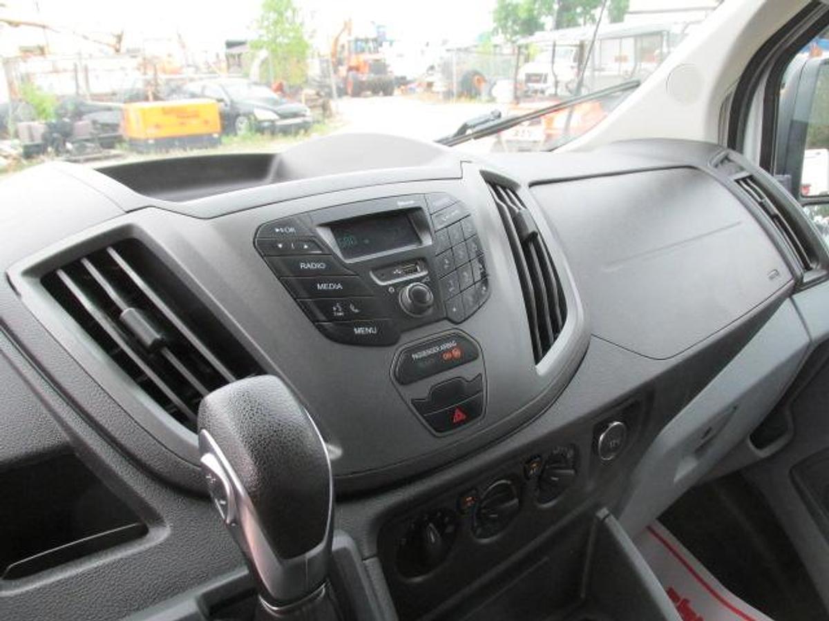 Used 2019 Ford T 250 Transit 148 med roof cargo van