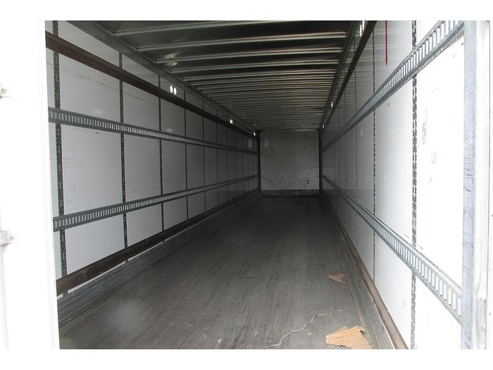 Used 2017 Stoughton 53 ft tandem