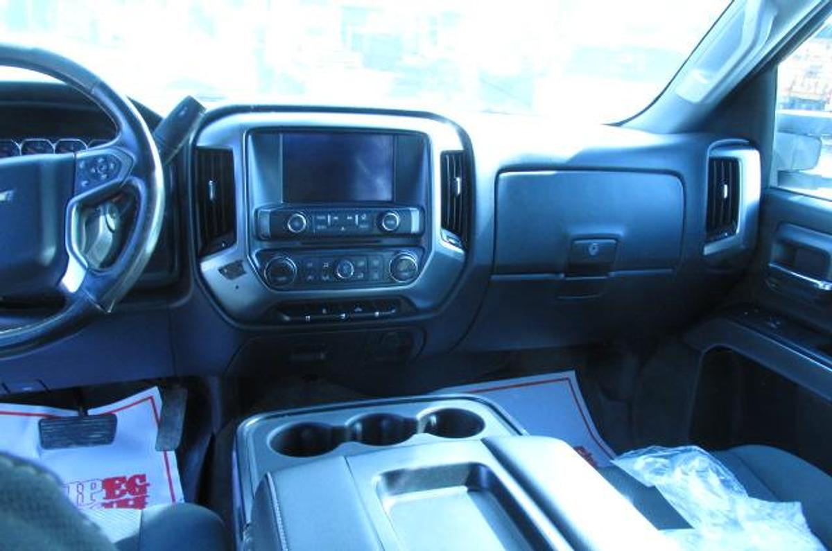 Used 2015 Chevrolet Silverado 3500 Crew cab 4x4