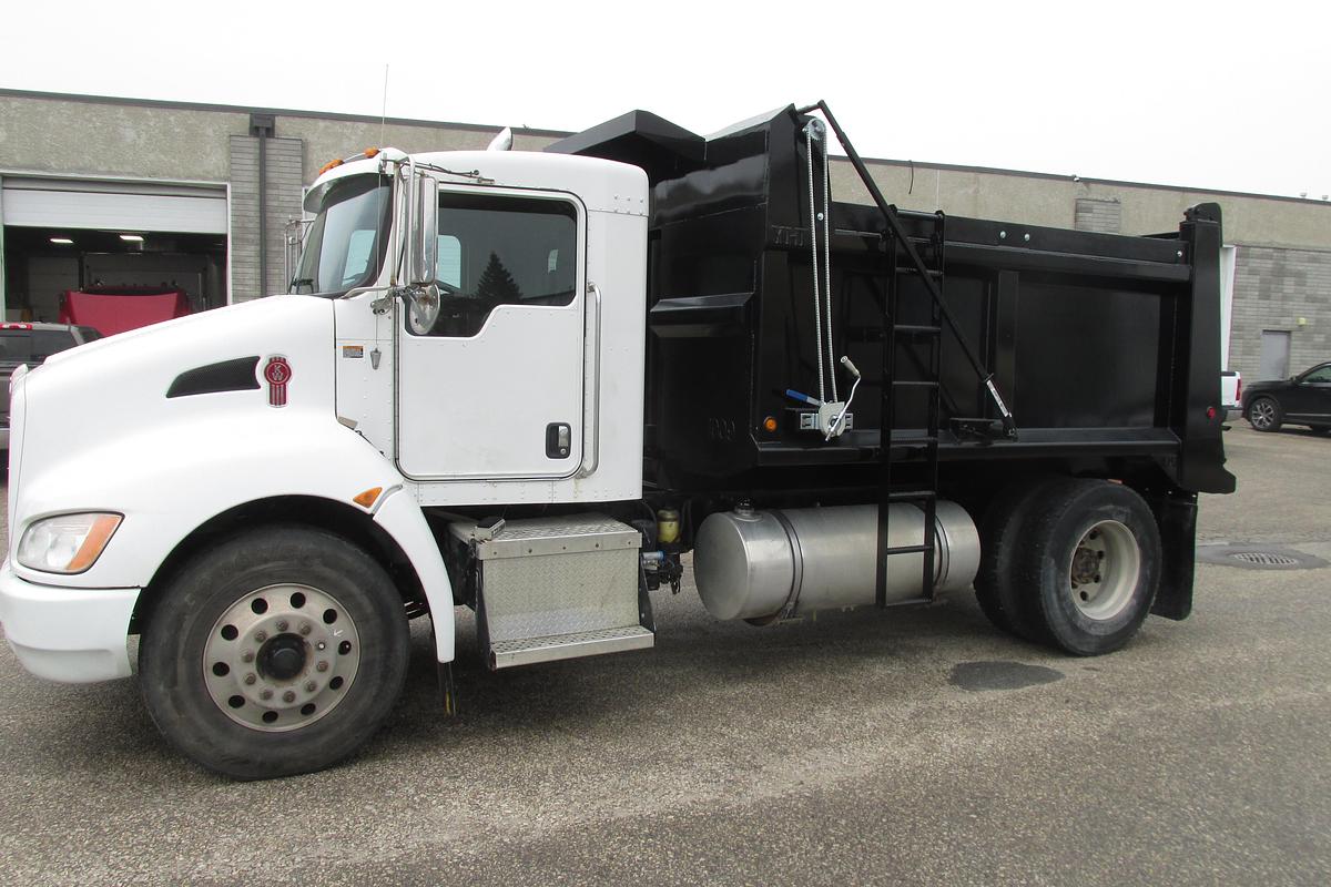 Used 2014 Kenworth T 370 hydraulic brake dump truck