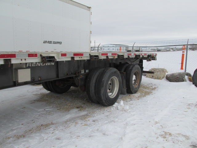 Used 2020 Lode King 53 ft tandem flat deck trailer