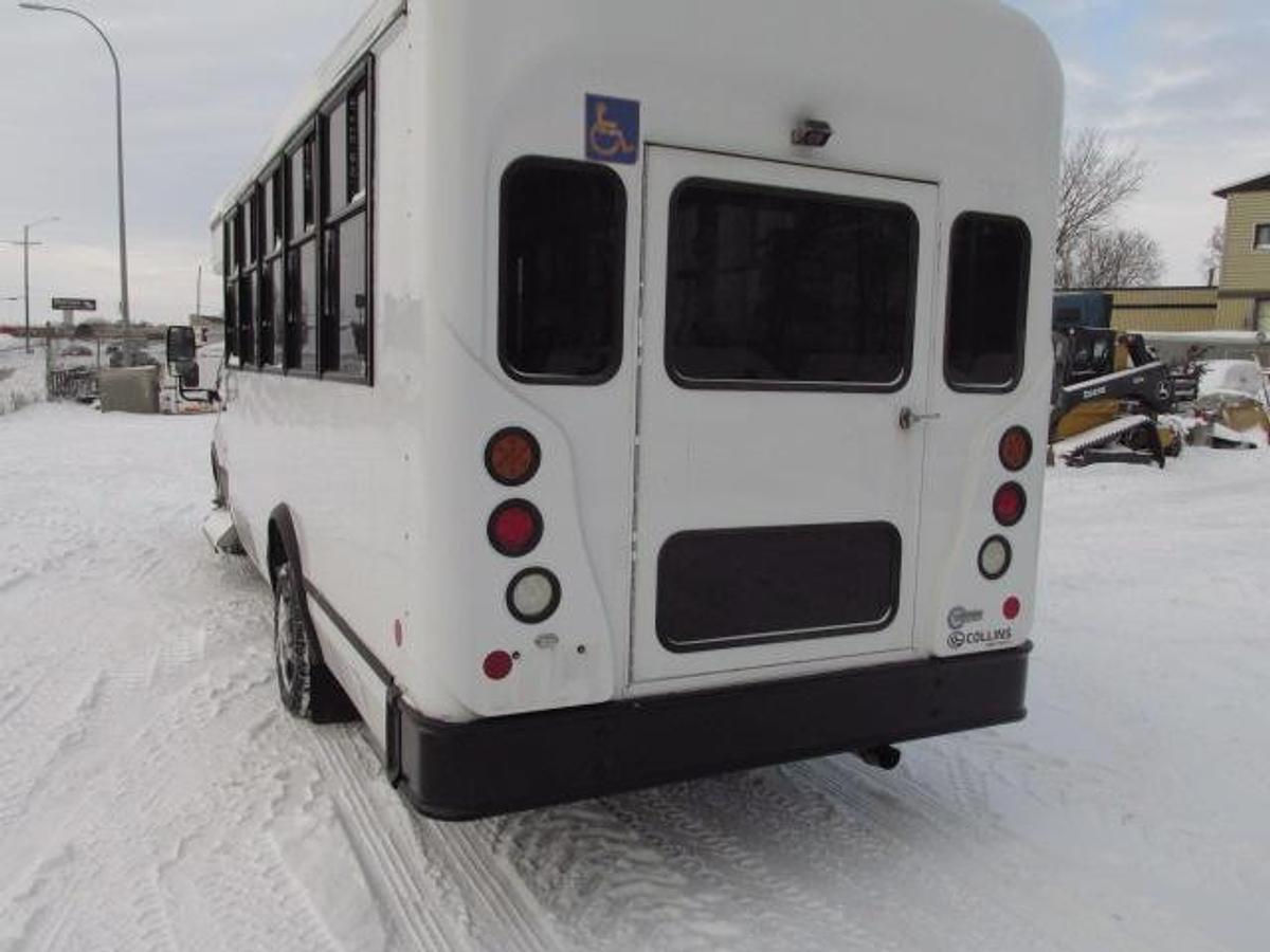 Used 2018 Ford Transit 12 passenger wheelchair shuttle van