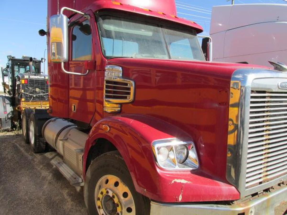 Used 2016 Freightliner Coronado heavy spec 18 spd