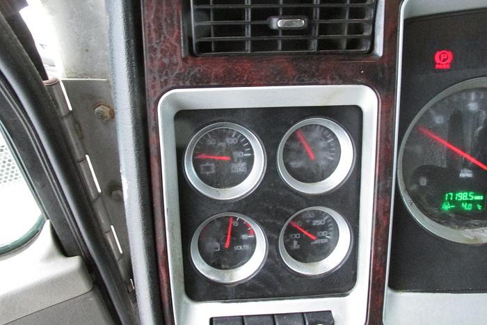 Used 2014 Kenworth T 800 Heavy spec 525 HP