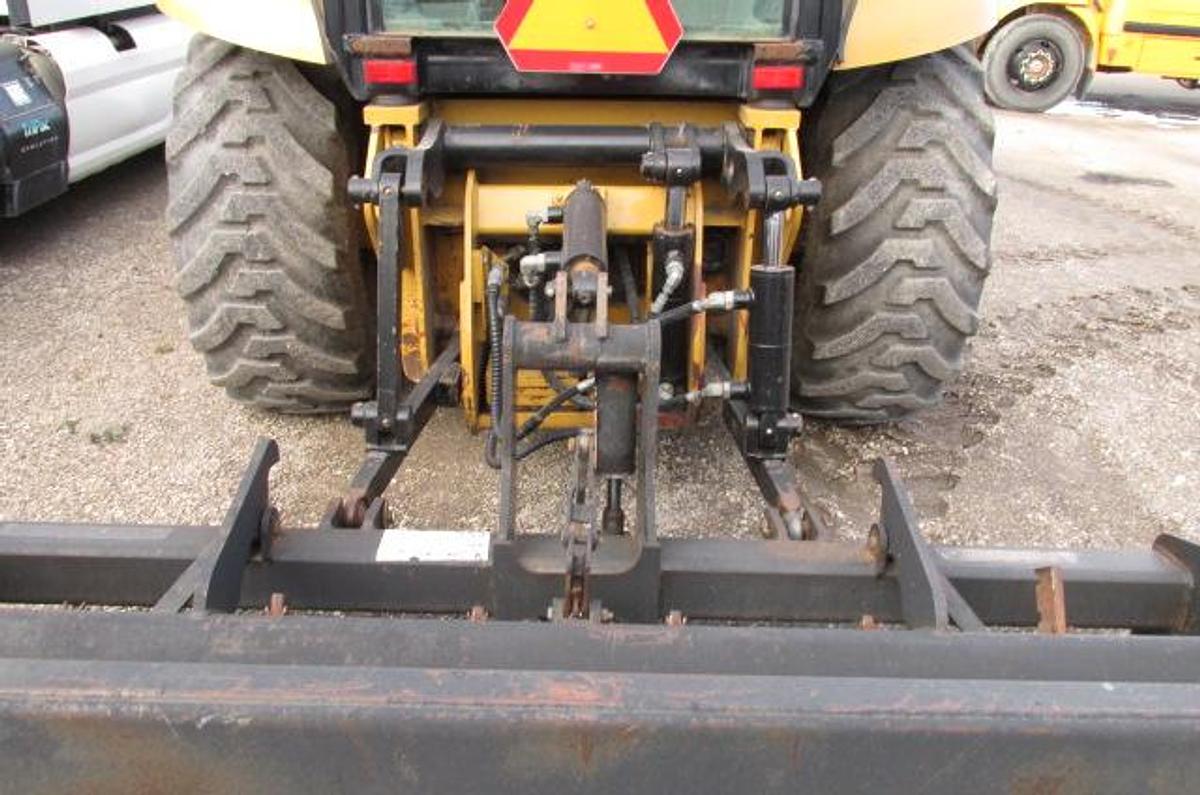 Used 2009 Caterpillar 414E IL landscape / skip loader